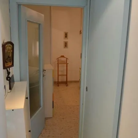Sulla Riviera Delle Palme