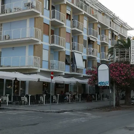 Sulla Riviera Delle Palme * San Benedetto del Tronto